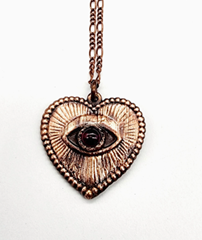 Garnet Eye/Heart N367