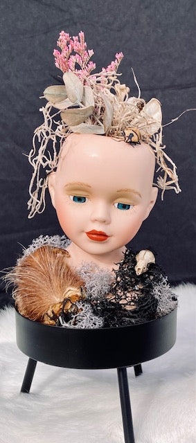 Victorian Doll Head Terrarium D284