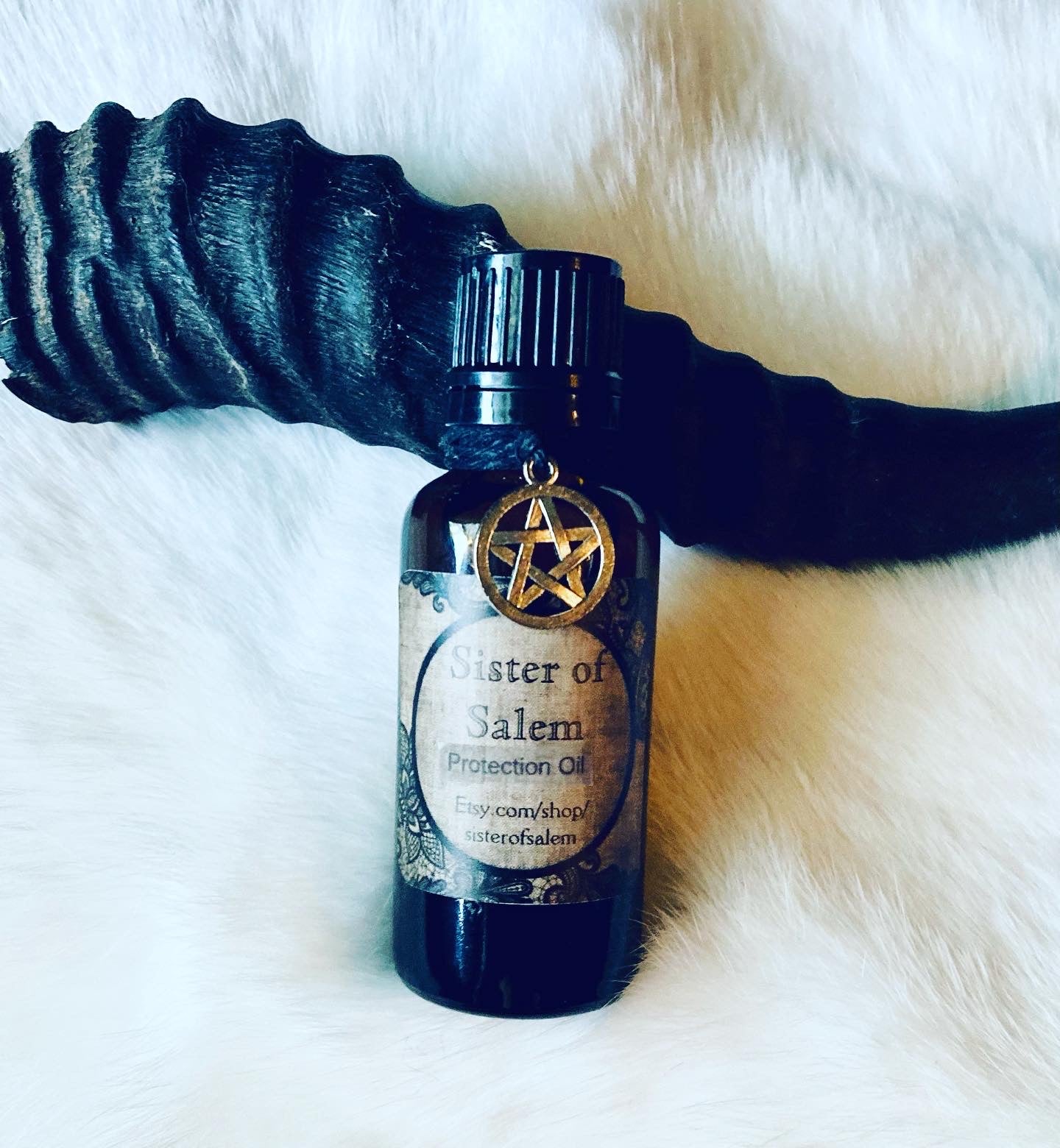 Help Me! Protection Ritual Oil R214