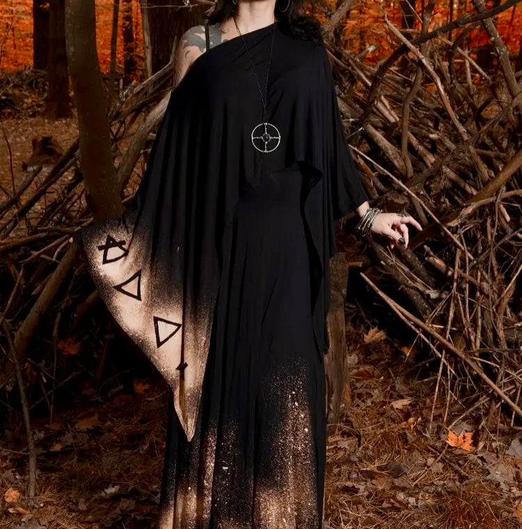 Element Symbol Batwing Poncho Capelet