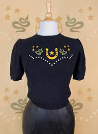 Lucky Horseshoe Sweater G248