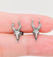 .925 Sterling Studs E228