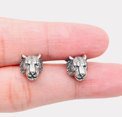 .925 Sterling Studs E228